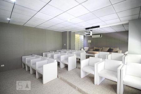 Apartamento à venda com 60m², 1 quarto e 1 vagaCinema