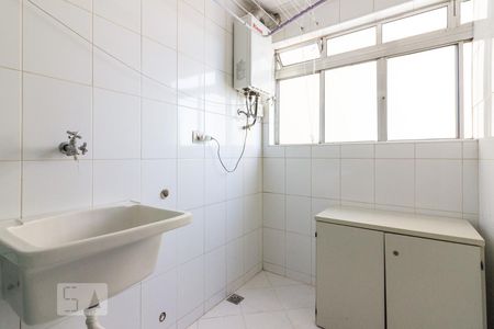 Apartamento para alugar com 75m², 2 quartos e 1 vagaArea de Servico