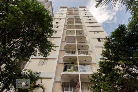Fachada de apartamento para alugar com 2 quartos, 65m² em Pinheiros, São Paulo