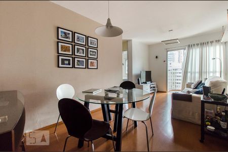 Sala de apartamento para alugar com 2 quartos, 65m² em Pinheiros, São Paulo
