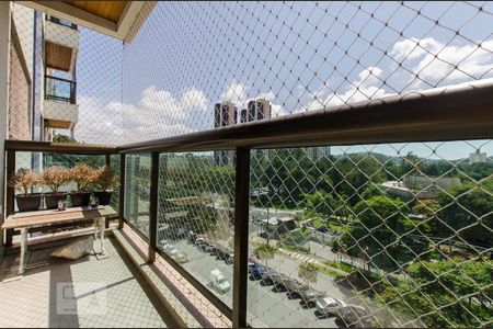 Apartamento à venda com 148m², 3 quartos e 3 vagas Apartamento à venda com 148m², 3 quartos e 3 vagasVaranda