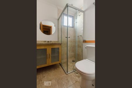 Banheiro da suíte de apartamento à venda com 3 quartos, 148m² em Alphaville Industrial, Barueri
