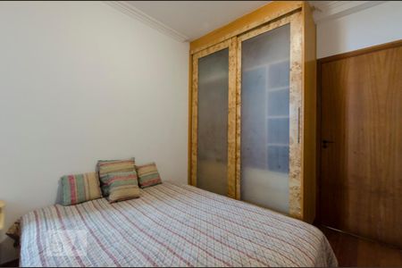 Apartamento à venda com 148m², 3 quartos e 3 vagas Apartamento à venda com 148m², 3 quartos e 3 vagasSuíte