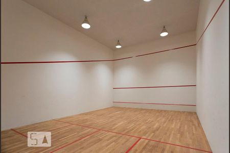 Apartamento à venda com 51m², 1 quarto e 1 vaga Apartamento à venda com 51m², 1 quarto e 1 vagaQuadra de squash