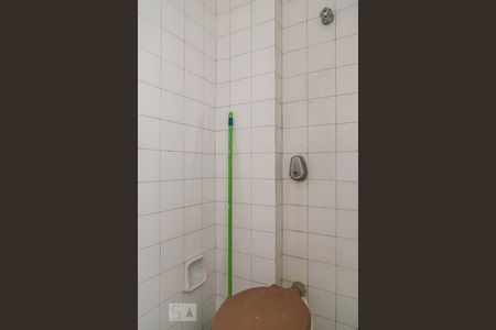 Apartamento para alugar com 80m², 2 quartos e 1 vaga Apartamento para alugar com 80m², 2 quartos e 1 vagaBanheiro de serviço