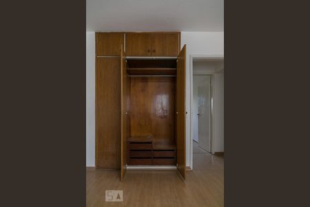 Armário de apartamento à venda com 2 quartos, 80m² em Perdizes, São Paulo