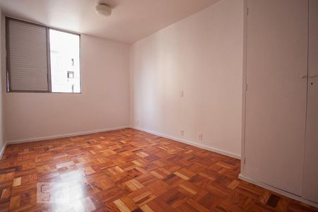 Suite de apartamento para alugar com 3 quartos, 110m² em Pinheiros, São Paulo