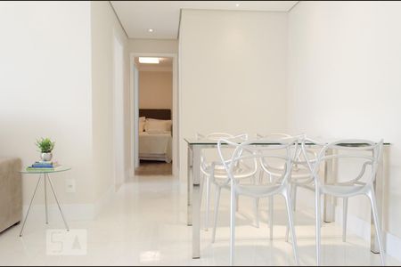 Sala de apartamento para alugar com 2 quartos, 67m² em Centro, Campinas