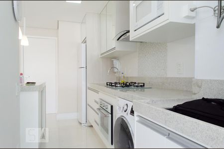 Cozinha de apartamento para alugar com 2 quartos, 67m² em Centro, Campinas
