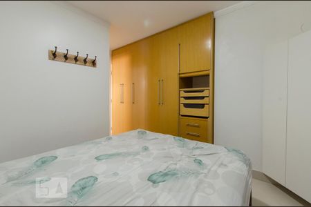 Suíte de apartamento à venda com 2 quartos, 90m² em Pinheiros, São Paulo