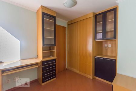 Apartamento à venda com 88m², 3 quartos e 2 vagasQuarto 02