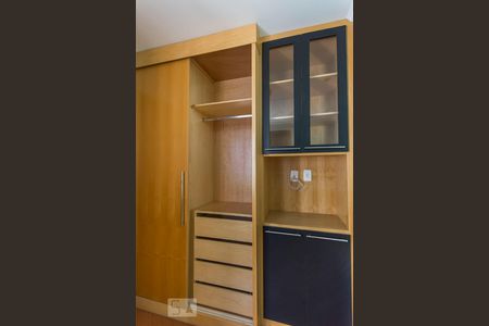 Apartamento à venda com 88m², 3 quartos e 2 vagasQuarto 02