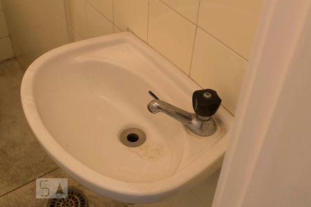 Apartamento para alugar com 100m², 2 quartos e 1 vagaBanheiro de serviço (Torneira)