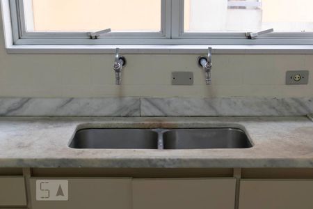 Apartamento para alugar com 100m², 2 quartos e 1 vagaCozinha (Torneira)