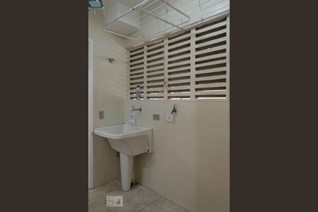 Apartamento para alugar com 100m², 2 quartos e 1 vagaÁrea de serviço