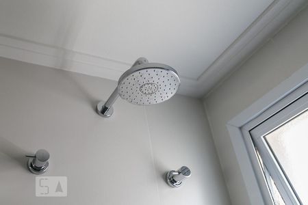 Banheiro de kitnet/studio para alugar com 1 quarto, 35m² em Bela Vista, São Paulo