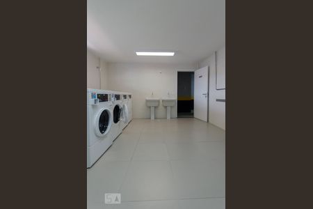 Apartamento para alugar com 70m², 2 quartos e 2 vagasLavanderia