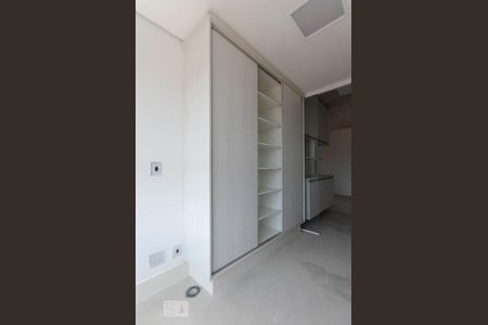 Apartamento para alugar com 70m², 2 quartos e 2 vagasLavanderia