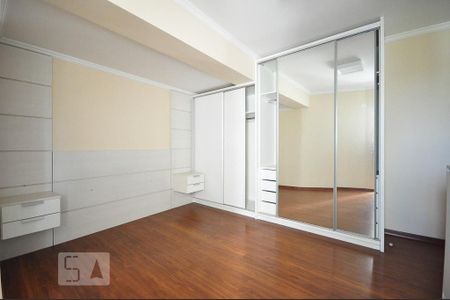 Apartamento à venda com 200m², 3 quartos e 2 vagassuíte