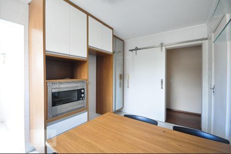 Apartamento à venda com 200m², 3 quartos e 2 vagascozinha
