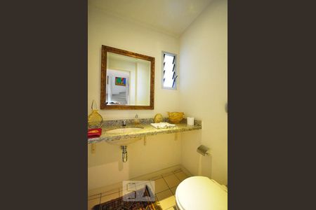 lavabo de apartamento para alugar com 3 quartos, 227m² em Jardim Ampliação, São Paulo