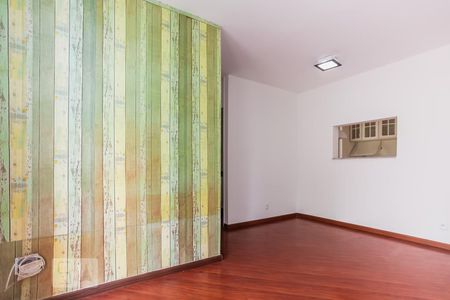 Sala de apartamento à venda com 3 quartos, 65m² em Jardim Londrina, São Paulo