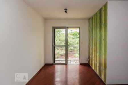 Sala de apartamento à venda com 3 quartos, 65m² em Jardim Londrina, São Paulo