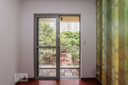 Sala de apartamento à venda com 3 quartos, 65m² em Jardim Londrina, São Paulo