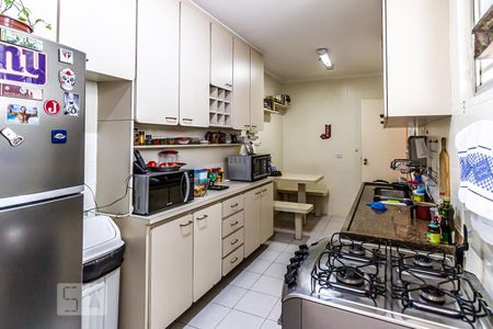Apartamento para alugar com 140m², 4 quartos e 1 vagaCozinha