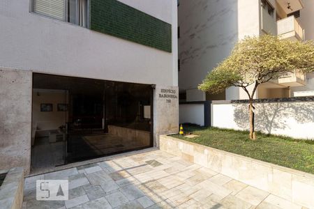 Apartamento para alugar com 140m², 4 quartos e 1 vagaFachada