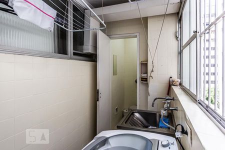 Apartamento para alugar com 140m², 4 quartos e 1 vagaÁrea de serviço