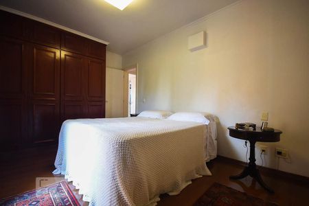 Apartamento à venda com 400m², 3 quartos e 4 vagas Apartamento à venda com 400m², 3 quartos e 4 vagasSuíte 3