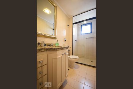 Apartamento à venda com 400m², 3 quartos e 4 vagas Apartamento à venda com 400m², 3 quartos e 4 vagasBanheiro suíte 1