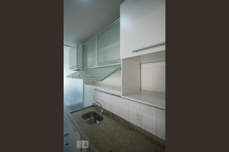 Apartamento à venda com 78m², 2 quartos e 1 vagaDetalhe Cozinha