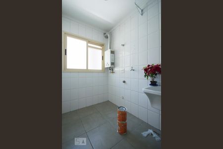 Apartamento à venda com 78m², 2 quartos e 1 vagaÁrea Serviço