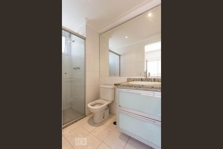 Apartamento à venda com 169m², 3 quartos e 2 vagasBanheiro da suíte