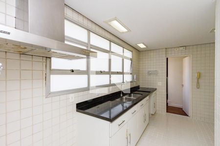 Apartamento para alugar com 210m², 4 quartos e 2 vagasCozinha