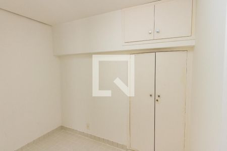 Apartamento para alugar com 210m², 4 quartos e 2 vagasQuarto de Serviço
