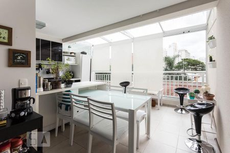 Apartamento para alugar com 70m², 2 quartos e 2 vagas Apartamento para alugar com 70m², 2 quartos e 2 vagasVaranda gourmet