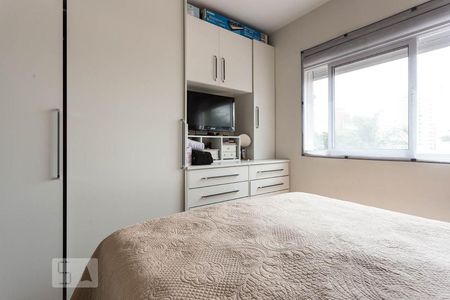 Suíte de apartamento para alugar com 2 quartos, 70m² em Vila Congonhas, São Paulo