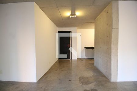 Sala/ Quarto de kitnet/studio para alugar com 1 quarto, 70m² em Vila Suzana, São Paulo