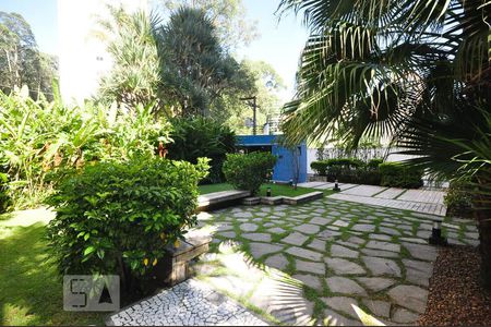 Apartamento à venda com 110m², 2 quartos e 2 vagasjardim