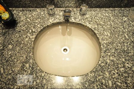 detalhe banheiro 1 de apartamento à venda com 2 quartos, 110m² em Vila Andrade, São Paulo