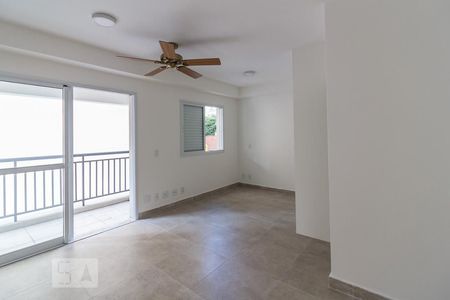 Sala/Quarto de kitnet/studio para alugar com 1 quarto, 41m² em República, São Paulo