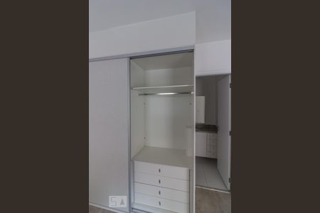 Armário de kitnet/studio para alugar com 1 quarto, 41m² em República, São Paulo