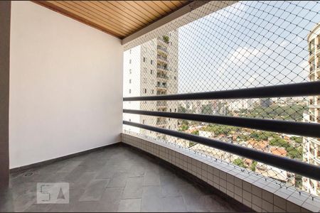Varanda de apartamento à venda com 3 quartos, 190m² em Vila Madalena, São Paulo