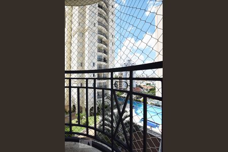 Apartamento à venda com 76m², 3 quartos e 1 vagaQuarto 3 - Suíte/ Varanda