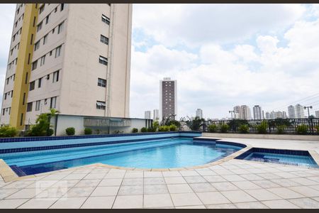 Apartamento à venda com 76m², 3 quartos e 1 vagaÁrea comum - Piscina