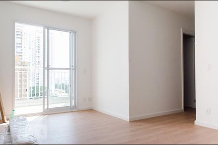 Sala de apartamento à venda com 3 quartos, 68m² em Taquaral, Campinas