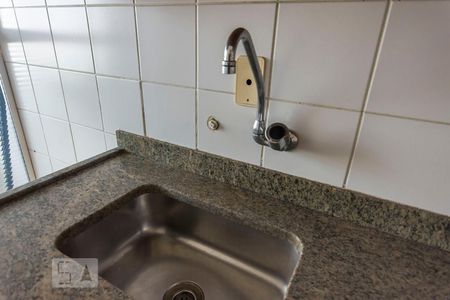 Cozinha de apartamento para alugar com 1 quarto, 42m² em Perdizes, São Paulo